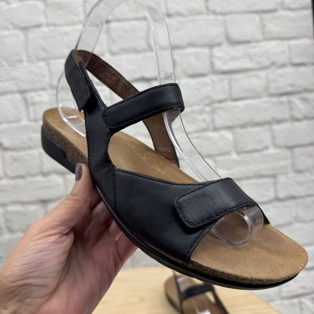 Dansko Ronda Waxy Burnished Black Leather Adjustable Comfort Sandal Size 39